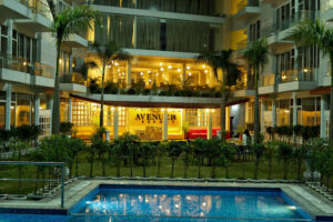 avenue 18 resort