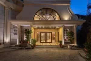 Solitare Resort by Lawrence